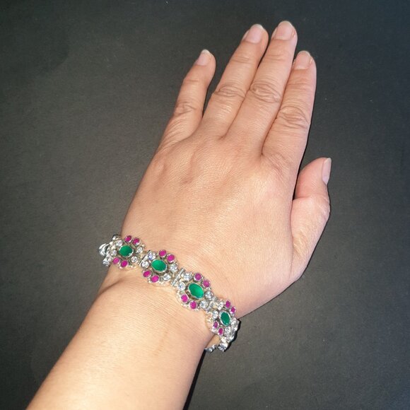 Vintage Mughal Revival 925 Silver Genuine Ruby & Green Crystal Floral Bracelet - Picture 4 of 13